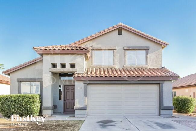 property at 8555 W Sunnyslope Ln