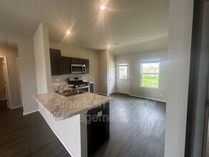 1107 W Abilene Rd in Claremore, OK - Building Photo - Building Photo