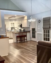 285 Stoneridge Ct in Youngsville, NC - Foto de edificio - Building Photo