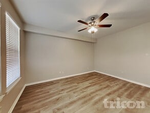 2705 Lauren Way in Seagoville, TX - Building Photo - Building Photo