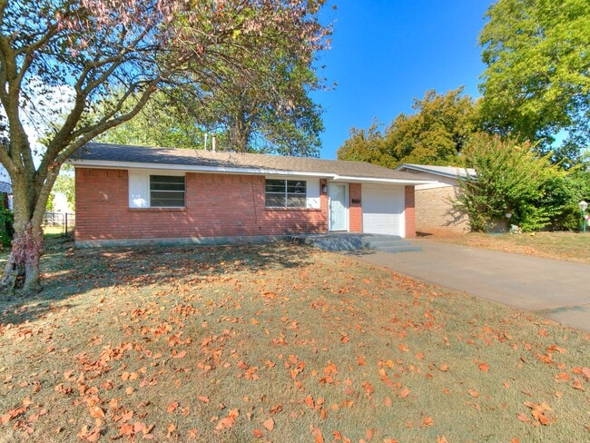 property at 1506 Farmington Ave