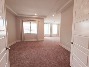 5103 Slatestone St in Las Vegas, NV - Foto de edificio - Building Photo