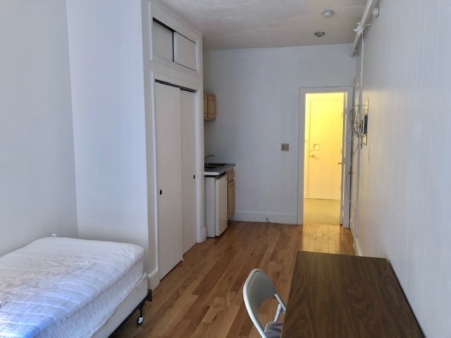 248 Newbury St, Unit 11 in Boston, MA - Foto de edificio - Building Photo