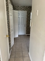 3953 McClure Dr in Oakwood, GA - Building Photo