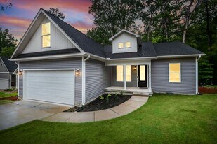 1824 Irish Blvd in Sanford, NC - Building Photo