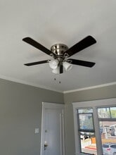 1071 E Broadway, Unit 18 in Long Beach, CA - Foto de edificio - Building Photo