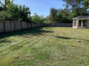 1572 SW Gager Rd in Port St. Lucie, FL - Building Photo - Building Photo