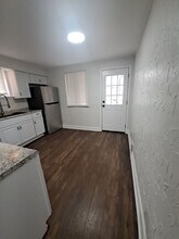 700 Ridgeside Pl in North Versailles, PA - Foto de edificio - Building Photo