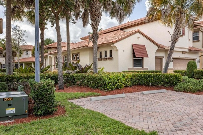 6072 NW 116th Dr in Coral Springs, FL - Building Photo - Building Photo