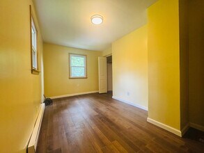 201 Eastland Rd in Vestal, NY - Building Photo - Building Photo