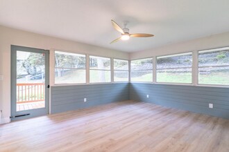 9919 brookside in Minneapolis, MN - Building Photo - Building Photo