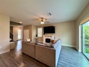 7955 Boyden Way in Kissimmee, FL - Foto de edificio - Building Photo