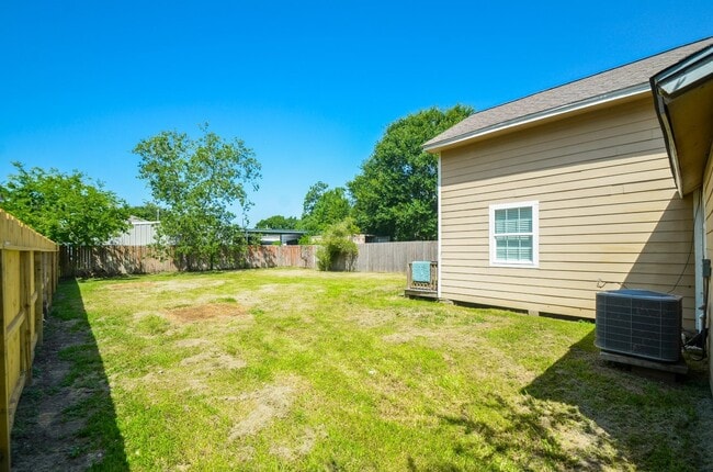 property at 4710 15th St