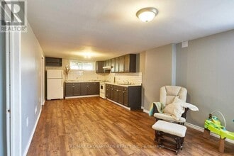 904 Crocus Crescent in Whitby, ON - Building Photo - Building Photo