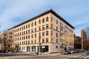 200 W 112th St in New York, NY - Building Photo