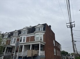 30 E Cottage Pl in York, PA - Building Photo