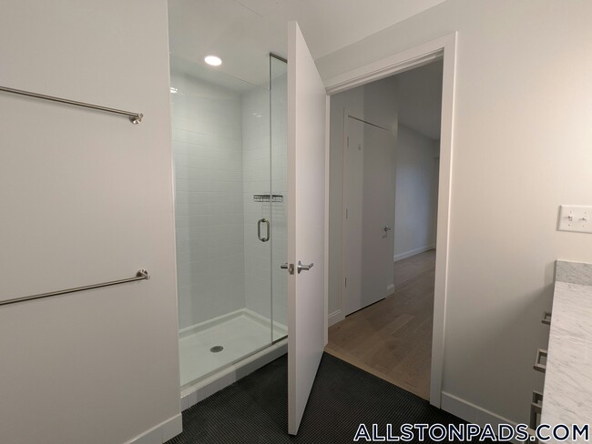 55 Brighton Ave in Boston, MA - Building Photo - Building Photo