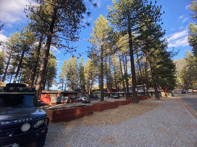 1037 Echo Rd, Unit Unit 2 in South Lake Tahoe, CA - Building Photo