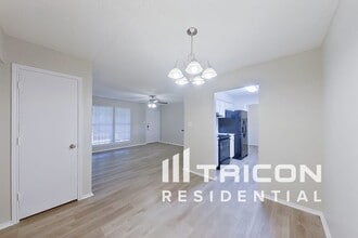 4805 Sugar Tree Ct in Arlington, TX - Building Photo - Building Photo