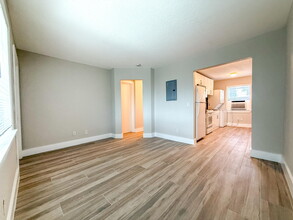 710 10th St in West Palm Beach, FL - Building Photo - Building Photo
