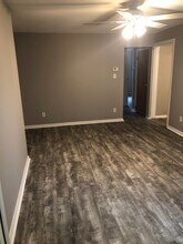 1818 Larkins Wy in Pittsburgh, PA - Building Photo - Building Photo