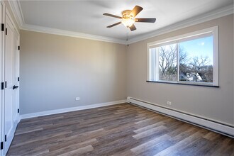 5118 Fairview in Downers Grove, IL - Building Photo - Interior Photo