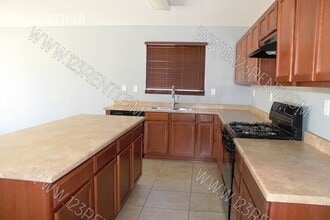3333 Patti Ln in Lancaster, CA - Building Photo - Building Photo