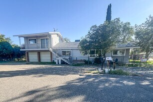 385 S 4th St in Camp Verde, AZ - Building Photo