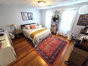 31 Electric Ave, Unit 2 in Somerville, MA - Building Photo - Building Photo