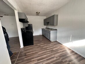 407 W Ave E in Killeen, TX - Building Photo - Building Photo