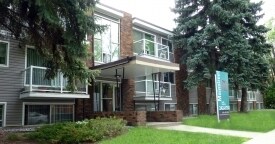 McCam 4 Apartments in Edmonton, AB - Building Photo