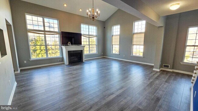 51 Farrah Dr in Stafford Township, NJ - Building Photo - Building Photo