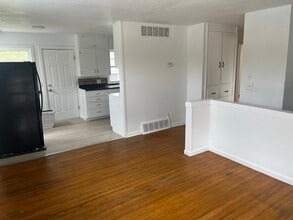2202 S Euclid St in Wichita, KS - Building Photo - Building Photo