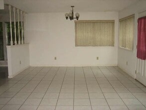 2919 Great Lakes Ave in Sugar Land, TX - Building Photo - Building Photo