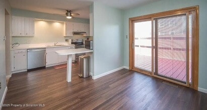 166 Haverford Dr in Wilkes-Barre, PA - Building Photo - Building Photo