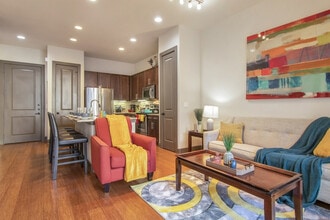 5351 W Alabama St in Houston, TX - Building Photo - Building Photo