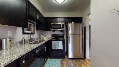 The Vue Lexington in Lexington, KY - Foto de edificio - Building Photo