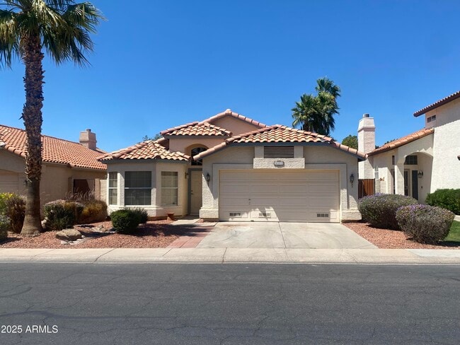 property at 902 W Sun Coast Dr