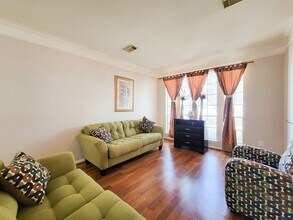 8002 Weeping Willow Pl in Missouri City, TX - Building Photo - Building Photo
