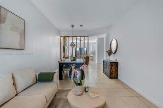 159 SW 185th Way in Pembroke Pines, FL - Building Photo - Building Photo