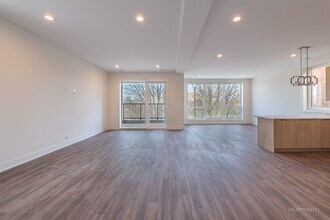 18 S Seeley Ave in Chicago, IL - Building Photo - Building Photo