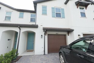 4417 Small Creek Rd in Kissimmee, FL - Building Photo