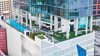 398 NE 5th St in Miami, FL - Building Photo