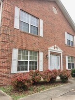 203 Sweetgum Ln in Oak Ridge, TN - Building Photo