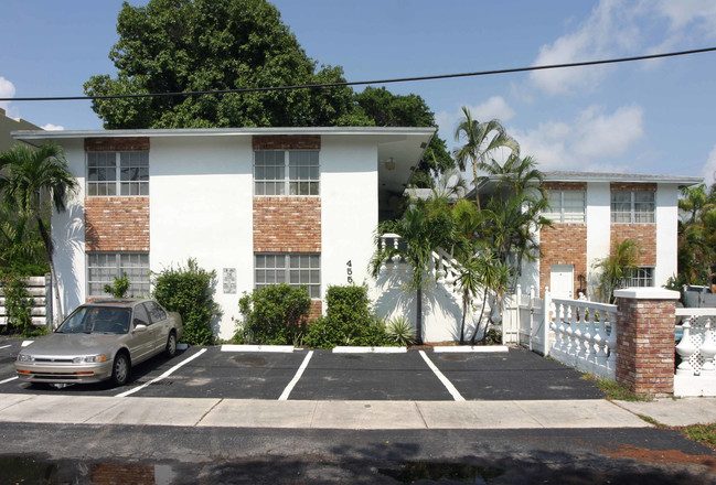 The Hemingway at Victoria Park in Fort Lauderdale, FL - Building Photo - Building Photo