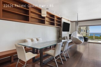 22626 Pacific Coast Hwy in Malibu, CA - Building Photo - Building Photo