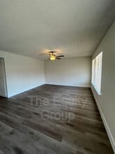 3535 W Campus Ave. in Visalia, CA - Building Photo - Building Photo