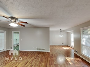 1253 Blazing Ridge W SW in Lawrenceville, GA - Foto de edificio - Building Photo