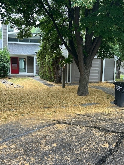 property at 7 Shadow Pl