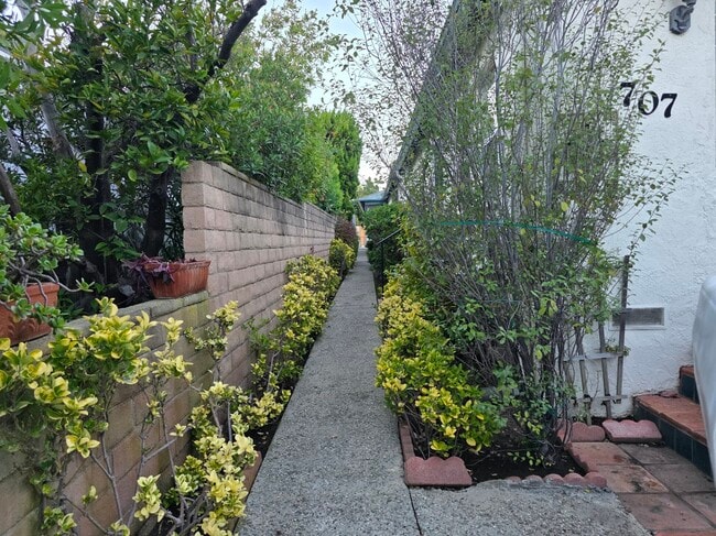 property at 707 Copeland Ct